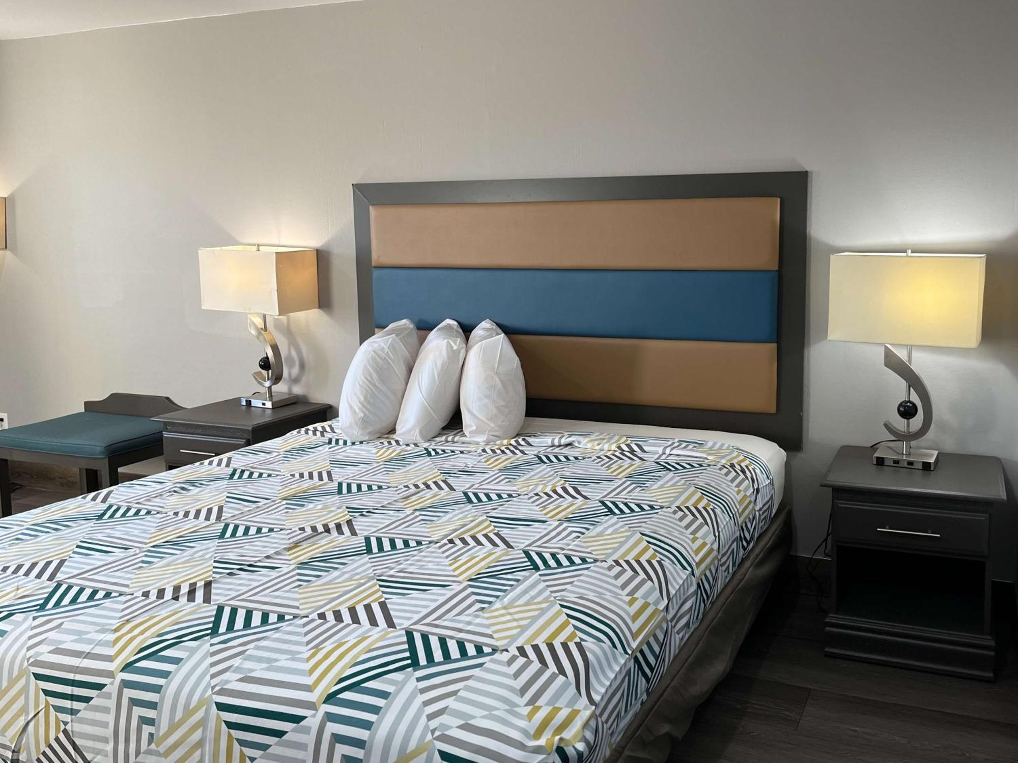 Hotel 6 Greenville, Nc Ecu Medical Center